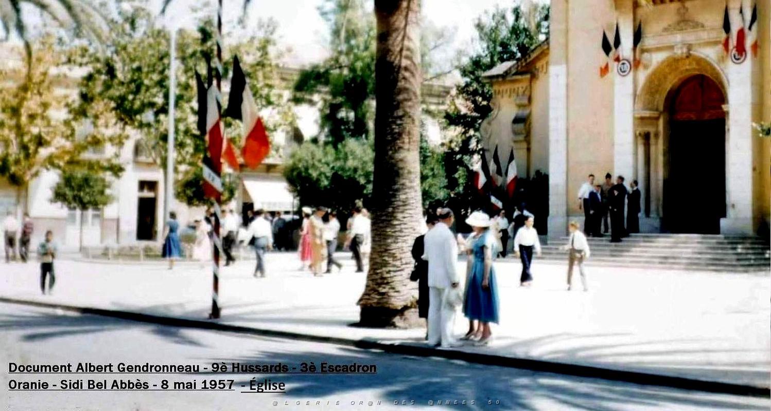 849- Sidi-bel-Abbes -Devant l'Eglise 2.JPG